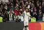 Com gols brasileiros, Real Madrid garante vaga; United perde e se complica na Champions League