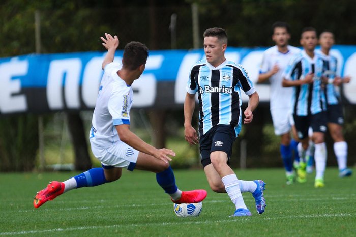 Grêmio reforçará time de transição para o início do Gauchão