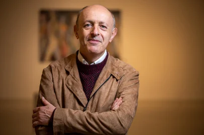 Com o tema "Criando o hábito de ser feliz", Recreio da Juventude promove conversa com o escritor e filósofo Gilmar MarcílioEncontro ocorrerá na terça-feira, dia 13, no espaço Recreio Mall, na sede juventude O Recreio da Juventude, por meio do projeto Recreio em Cena, proporcionará uma palestra com o escritor e filósofo Gilmar Marcílio, sobre o tema "Criando o hábito de ser feliz". O encontro ocorrerá no dia 13 de junho, às 18h30min, no Recreio Mall, na sede juventude. O evento é gratuito e podem participar associados do clube.<!-- NICAID(15450185) -->