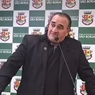 Polícia investiga vereador após comentário que relaciona vandalismo em cemitério com prática umbandista em São Borja<!-- NICAID(16141159) -->