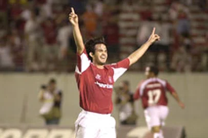 Gavilán - Inter - 2005 - arquivo - volante - 28/02/2011