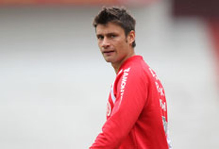 Lucas Uebel, Vipcomm  /  