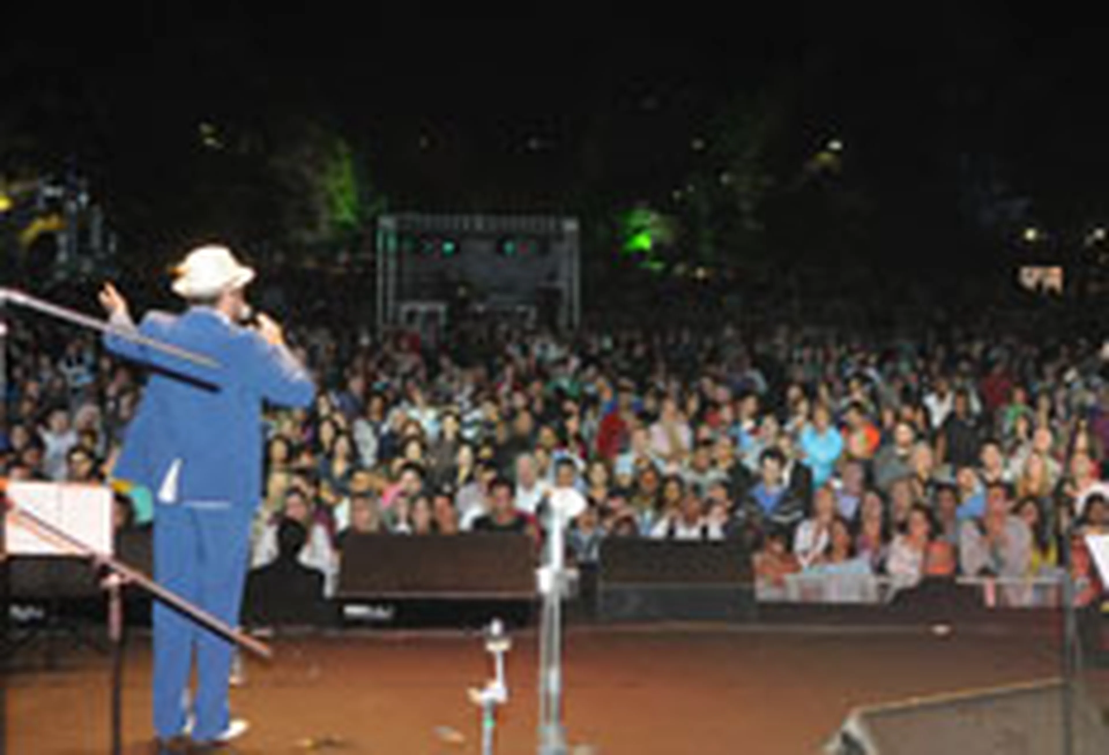 Arivaldo Chaves/null