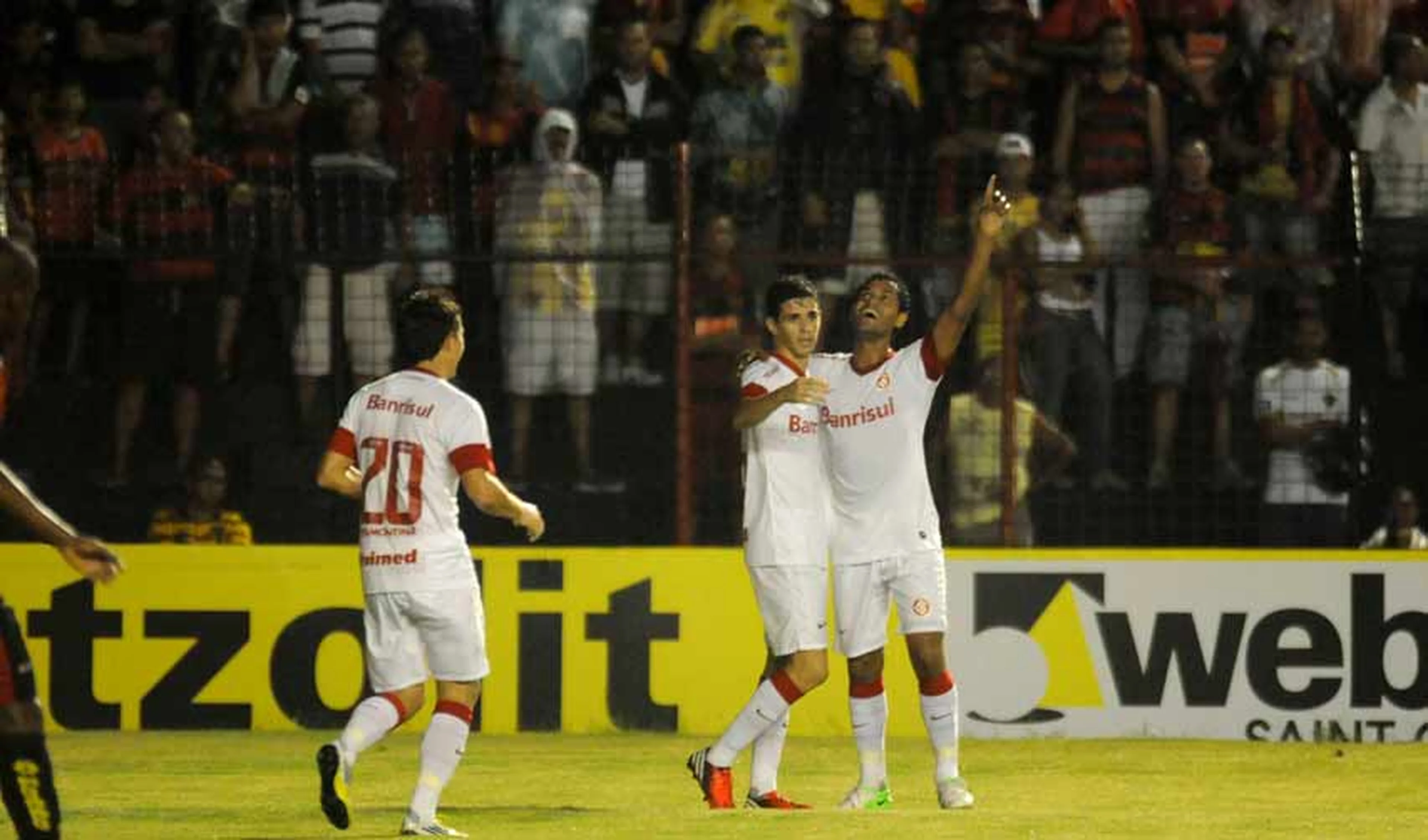 Aldo Carneiro, Lancepress/null