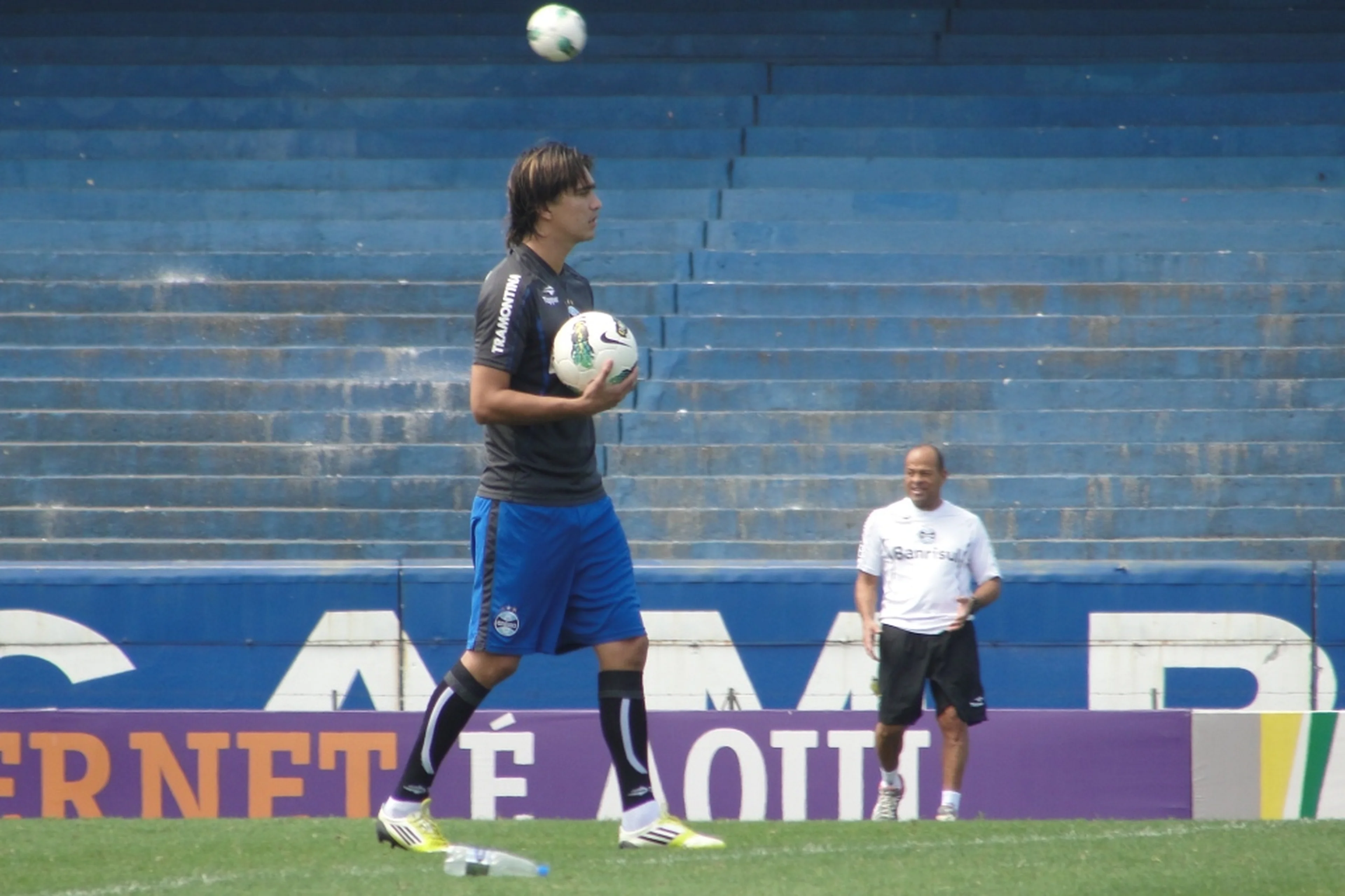 Adriano de Carvalho/null
