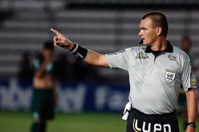 vuaden, leandro vuaden, árbitro, eliminatórias, argentina, uruguai