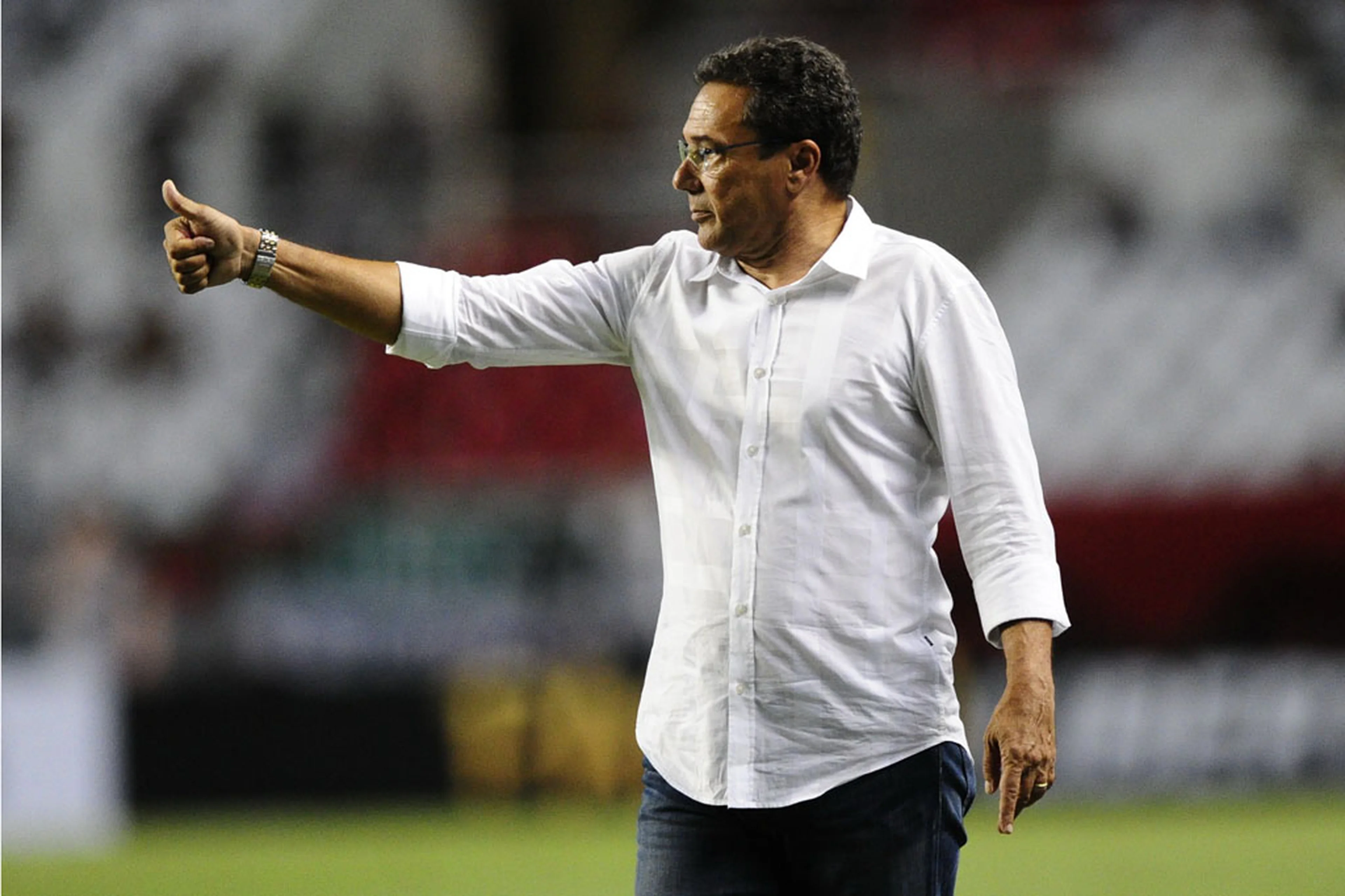 Mauro Vieira/null