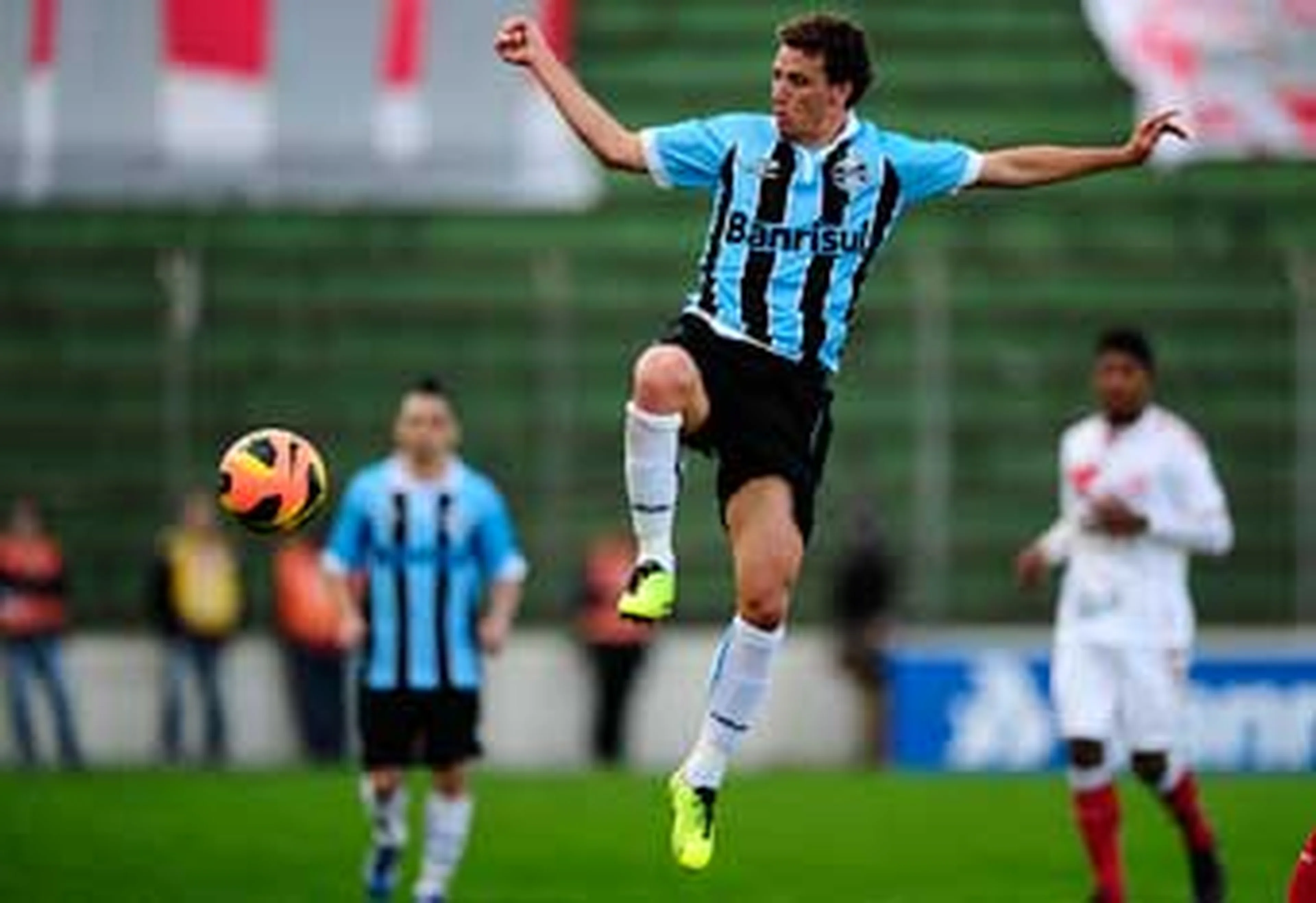 Mauro Vieira/null
