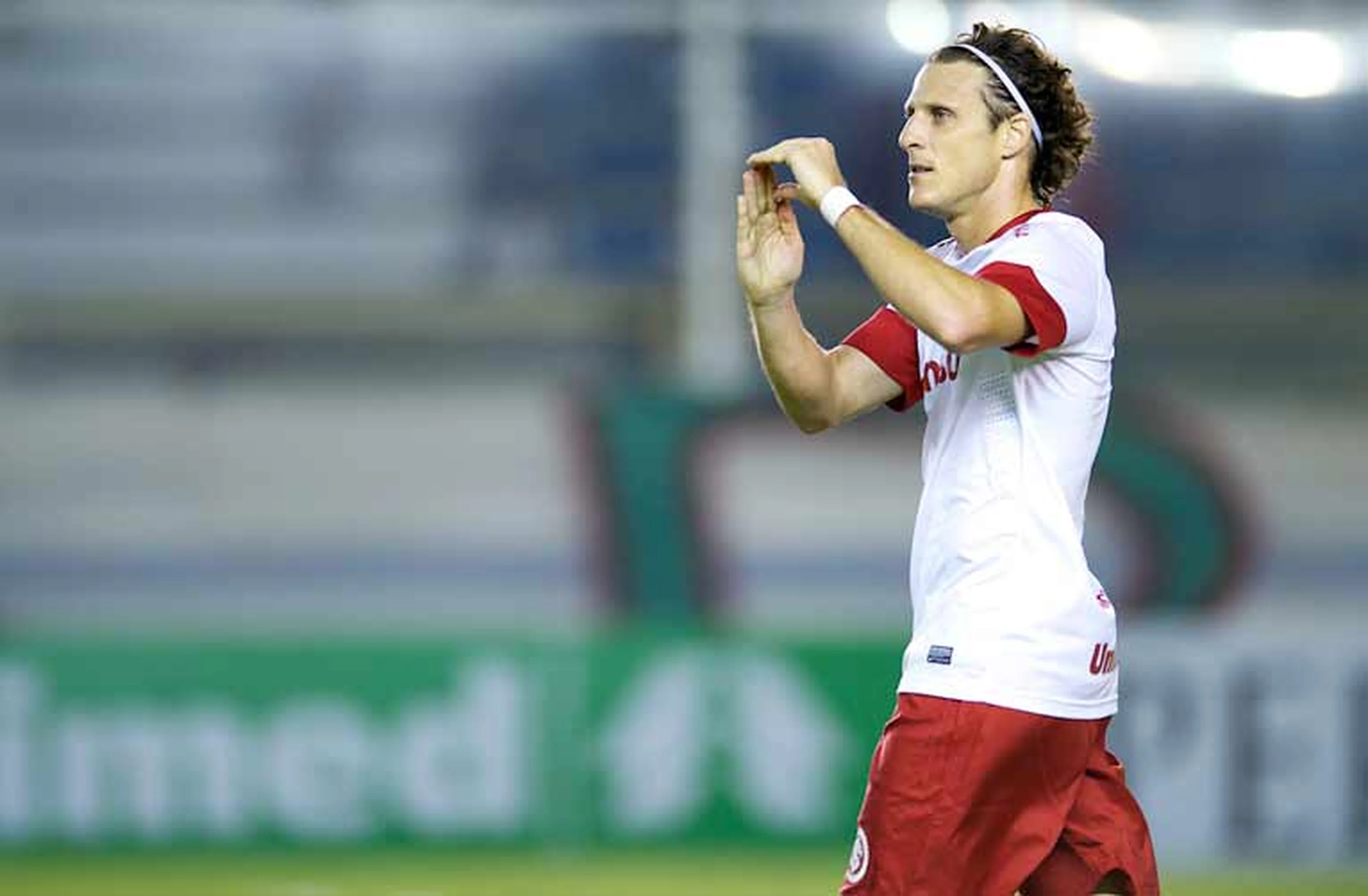 Alexandre Lops, Divulgação Internacional/null