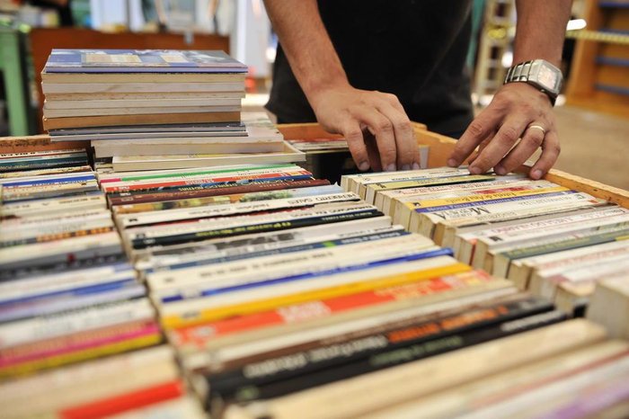 Resultado de imagem para Confira dicas para preservar corretamente livros antigos