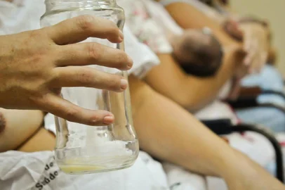 Pauta para Geral sobre a maternidade Carmela Dutra. Foto no Banco de Leite e Amamentação da unidade.