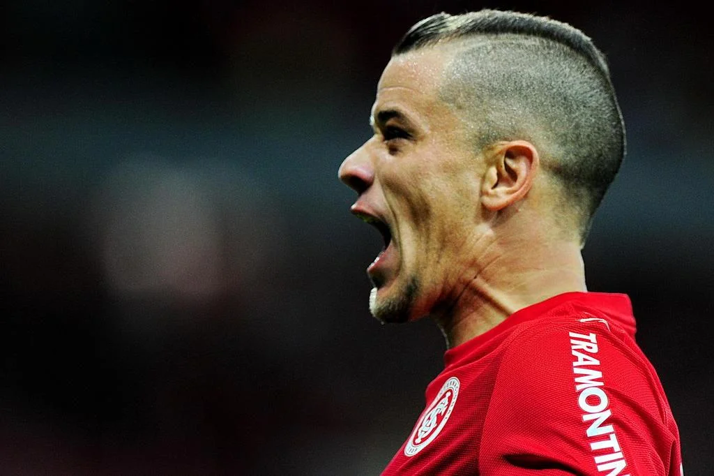D'Alessandro é o quarto há mais tempo em um clube brasileiro; veja a ...