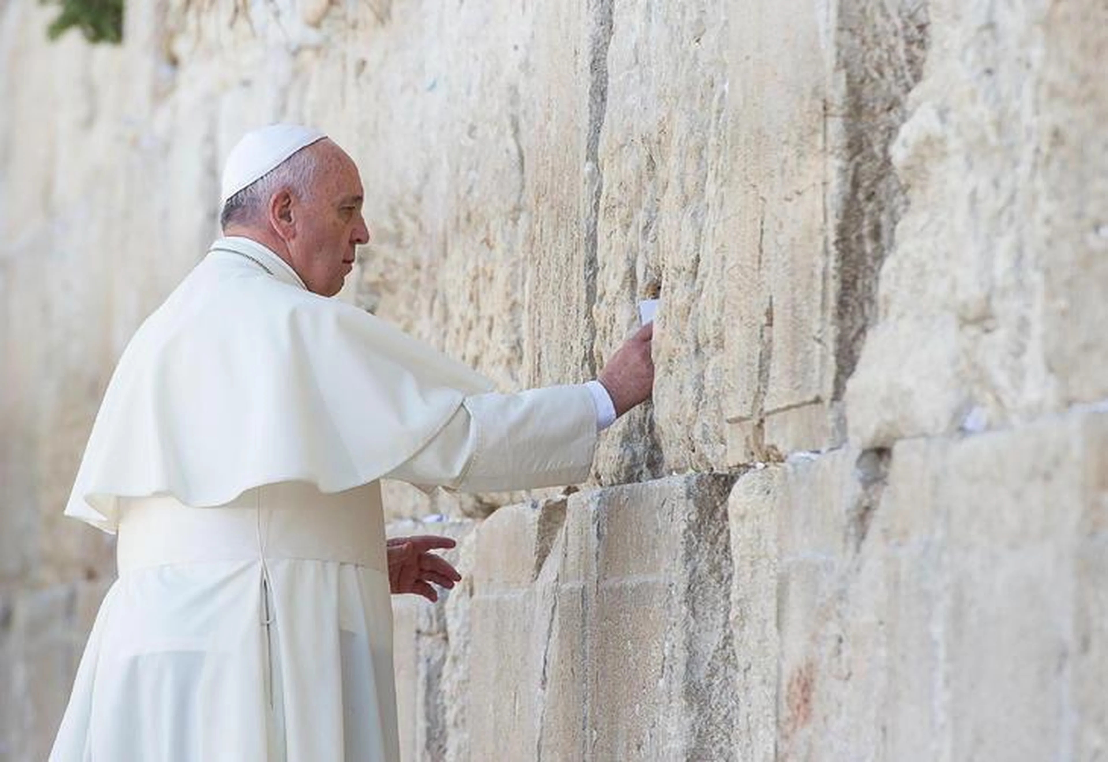 OSSERVATORE ROMANO/OSSERVATORE ROMANO