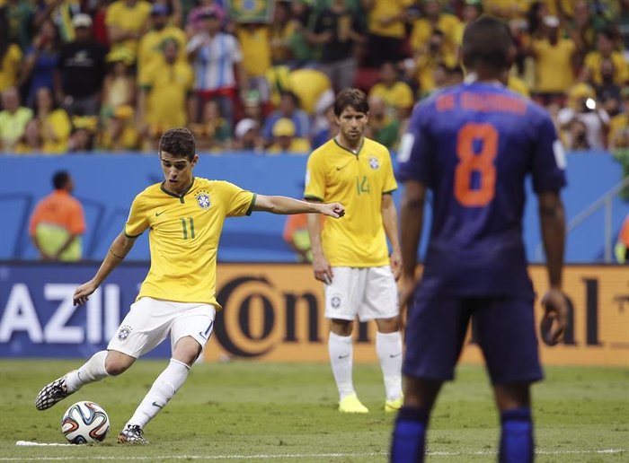 Copa do Mundo 2014: Holanda vence Seleção Brasileira por 3 x 0