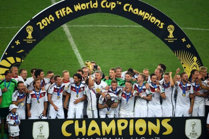 Campeão da Copa do Mundo em 2014 critica atual elenco da Alemanha