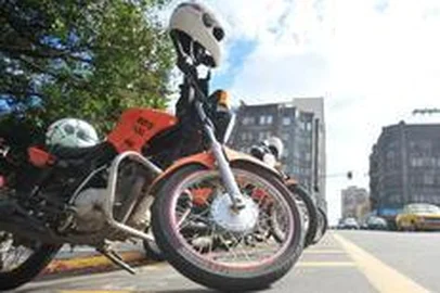  SANTA MARIA , RS , BRASIL , 11/09/2014A prefeitura vai rever a fiscalização dos mototaxistas em Santa Maria. A atividade, regulamentada em 2011, seria pouco fiscalizada e estaria atuando na clandFOTO JEAN PIMENTEL / AGÊNCIA RBS, GERAL