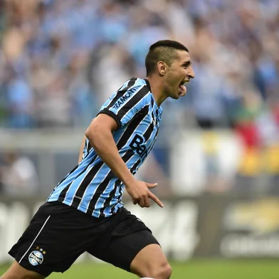  PORTO ALEGRE, RS, BRASIL, 09-11-2014: Grêmio e Inter se enfrentam pelo GRE-NAL 403, na Arena do Grêmio, pela 33ª rodada do Brasileirão. Comemoração do quarto gol, jogador Alán Ruiz (Foto: RICARDO DUARTE/AGÊNCIA RBS, ESPORTES)