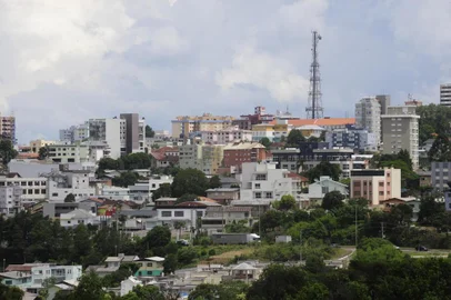  CAXIAS DO SUL, RS, BRASIL (10/12/2014) Município de Farroupilha 80 anos. Na foto, locais emblemáticos de Farroupilha. Balneário Santa Rita, vista da cidade, praça central e Parque dos Pinheiros. (Roni Rigon/Pioneiro).