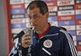 Dois ex-jogadores do Grêmio cotados para o lugar de Saja em time do Paraguai