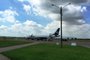 Avião da Azul faz pouso de emergência na Base Aérea de Canoas.