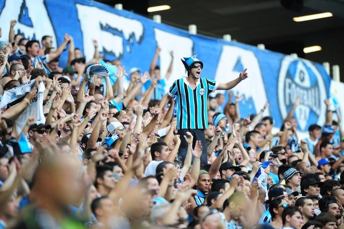 Segundo jornalista, joia da base gremista está alinhada para assinar o primeiro contrato profissional