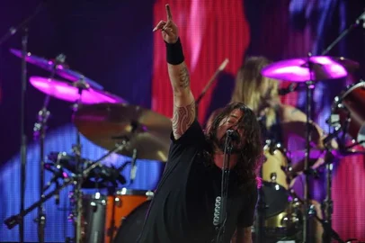  

PORTO ALEGRE, RS. BRASIL, 21-01-2015: A banda norte-americana FOO FIGHTERS, liderada por Dave Grohl, se apresenta no estacionamento da FIERGS, no primeiro show da turnê brasileira de divulgação do álbum "Sonic Highways", em sua terceira passagem pelo Brasil.(Foto: Julio Cordeiro/Agência RBS, SEGUNDO CADERNO)