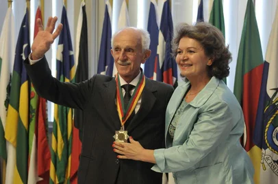 marisa formolo, assembleia, homenagem, família, 22/01/2015