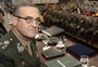 Ataque a Bolsonaro "aumenta muito nossas preocupações com as eleições", diz comandante do Exército