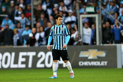  CAXIAS DO SUL, RS, BRASIL ¿ 01-06-2014 - Grêmio enfrenta o Palmeiras pela nona rodada do Campeonato Brasileiro, no Estádio Alfredo Jaconi, em Caxias do Sul.Jogador Kleber (FOTO: BRUNO ALENCASTRO/AGÊNCIA RBS)