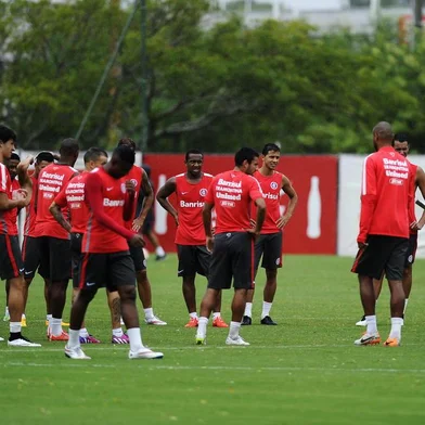  PORTO ALEGRE , RS , BRASIL , 20-02-2015 - Inter faz penúltimo treino antes de encarar o São Paulo-RG (FOTO:MARCELO OLIVEIRA/AGENCIA RBS)