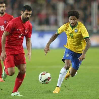 luiz adriano - seleção - rdgol - 20/03/2015