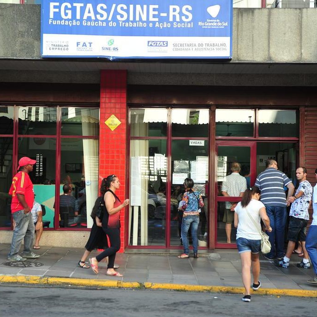 Posto de confecção de carteira de identidade muda de endereço em