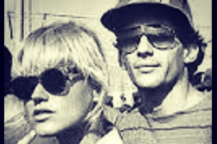 Xuxa faz homenagem a Ayrton Senna com foto antiga | DG