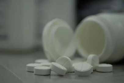 *** Fabrizio Motta - HIV Remédios *** Distribuição de remédios no posto do SUS. O Ritonovir é uma droga para portadores do vírus HIV.
