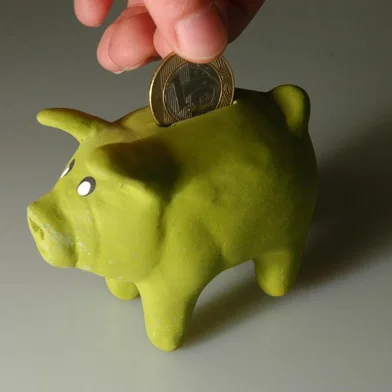 Cofre em formato de porquinho.produção poupança# Pós-indexado por Letícia Coimbra