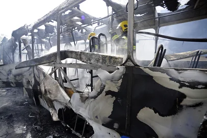 onibus incendiado