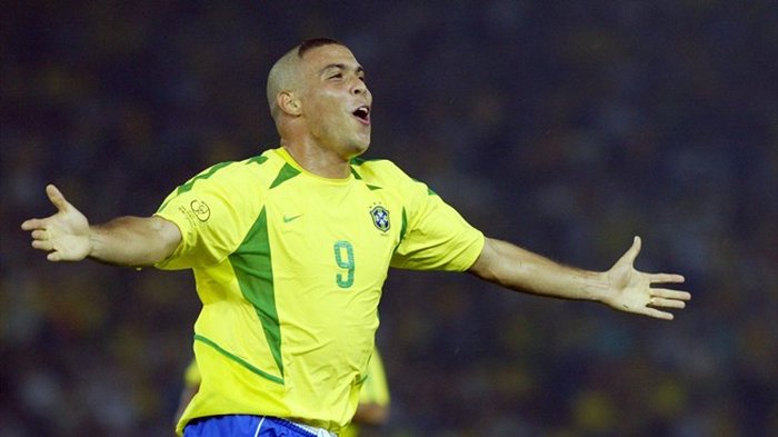 Roque Jr - Brasil - FIFA Copa do Mundo 2002