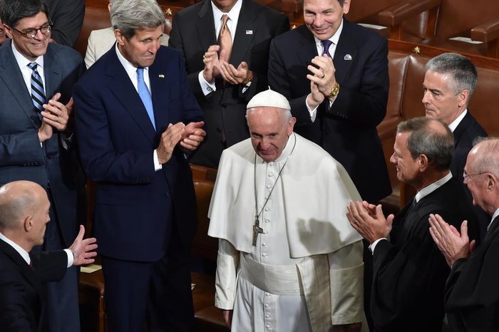 No Congresso americano, papa defende fim da hostilidade contra imigrantes