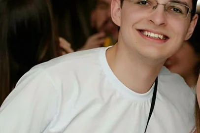 rdgol - médico - puc - morto - porto alegre - festa