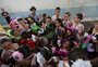 Alunas fazem homenagem surpresa para adolescente que dá aulas de balé na periferia de Alvorada