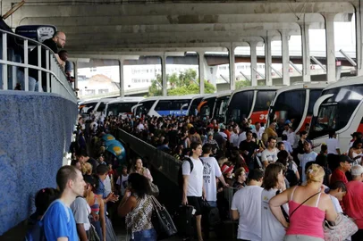 PORTO ALEGRE, RS, BRASIL. Movimentação na Rodoviária de Porto Alegre para o feriado de Ano-Novo.Foto: Mateus Bruxel/Agência RBS