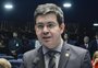 Senador Randolfe diz que sofreu ameaças de morte por ser contrário ao decreto de armas e irá à polícia