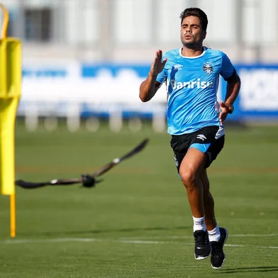 Henrique Almeida - treino - Grêmio