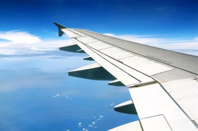  

Avião
