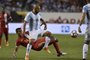 Argentinas Javier Mascherano (front) and Panamas Valentin Pimentel vie for the ball during the Copa America Centenario football tournament in Chicago, Illinois, United States, on June 10, 2016. 
OMAR TORRES / AFP