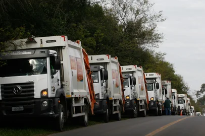 Coleta de lixo prejudicada em Porto Alegre pela greve dos municipários