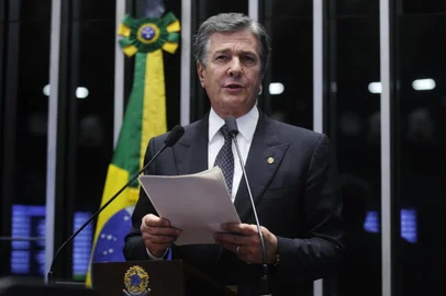  SessÃ£o deliberativa extraordinÃ¡ria para votar a DenÃºncia 1/2016, que trata do julgamento do processo de impeachment da presidente afastada Dilma Rousseff por suposto crime de responsabilidade.Em discurso, Ã  tribuna, senador Fernando Collor (PTC-AL).Foto: Moreira Mariz/AgÃªncia SenadoLocal: BrasÃ­liaIndexador: Moreira MarizFonte: AgÃªncia SenadoFotógrafo: mm