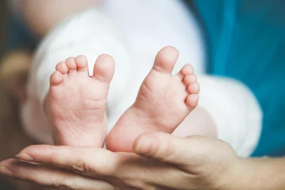  FLORIANÓPOLIS, SC ,BRASIL, 02-09-2016 - Teste do pezinho, feito em bebês recém-nascidos, atrasam até 6 meses em Florianópolis. O case é Ingrid Bezerra, com o filho Vinícius.