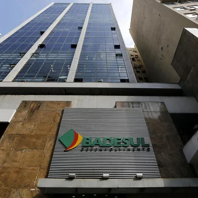  

PORTO ALEGRE, RS, BRASIL, 23-09-2016: Sede do Badesul, agência de fomento vinculada à Secretaria de Desenvolvimento Econômico, Ciência e Tecnologia do RS, na região central. (Foto: Mateus Bruxel / Agência RBS)