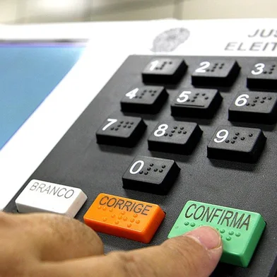 Urna eletrônica